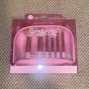 The Creme Shop Best Essentials Makeup Brush Complete Travel Set and Pink Pouch